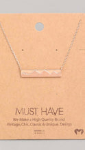Load image into Gallery viewer, Three peaks necklace
