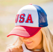 Load image into Gallery viewer, Usa trucker hat